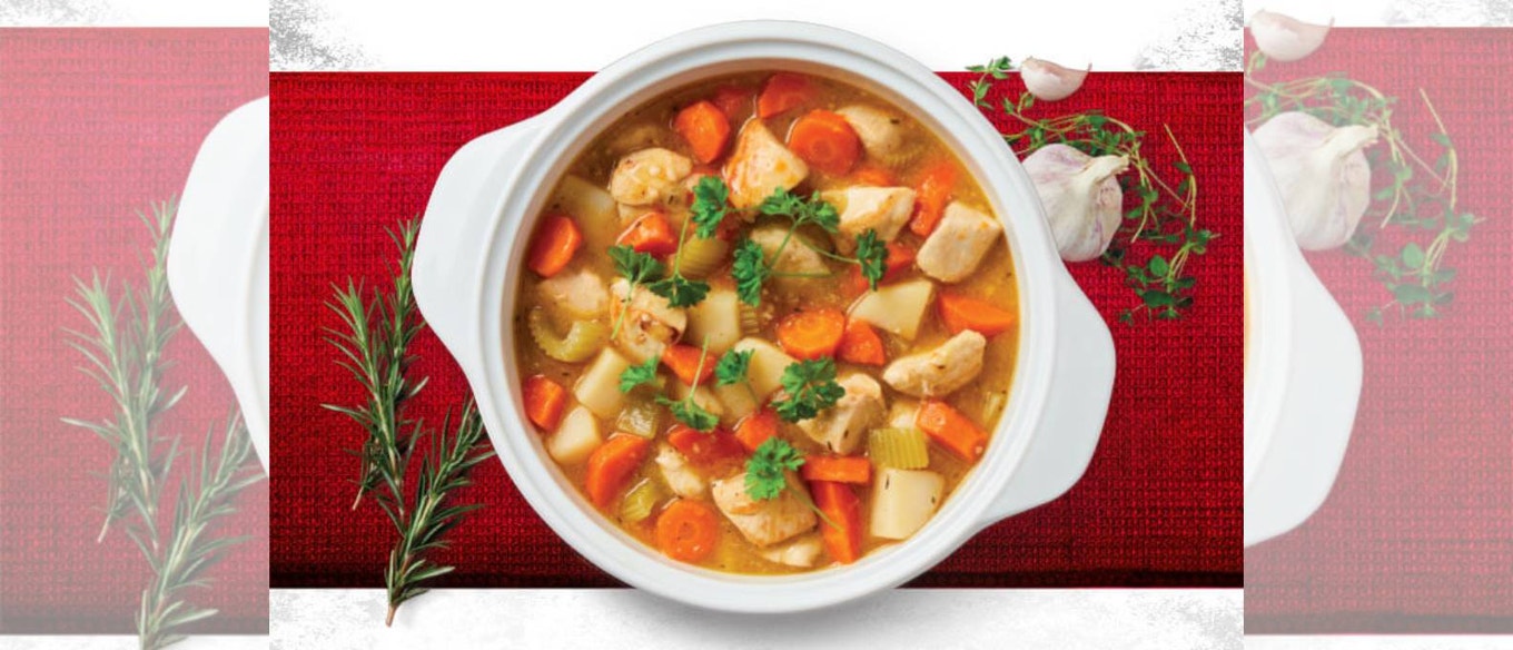 SLOW COOKED FARMHOUSE CHICKEN CASSEROLE